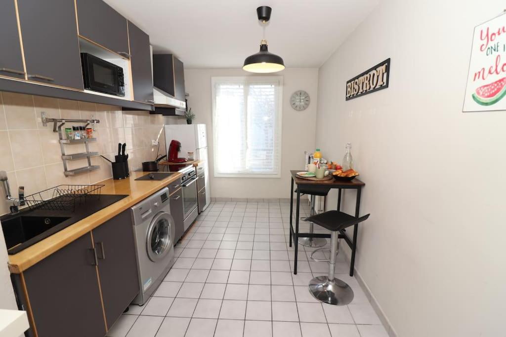 Votre Confort La Cosy Cocoon Courcouronnes Экстерьер фото